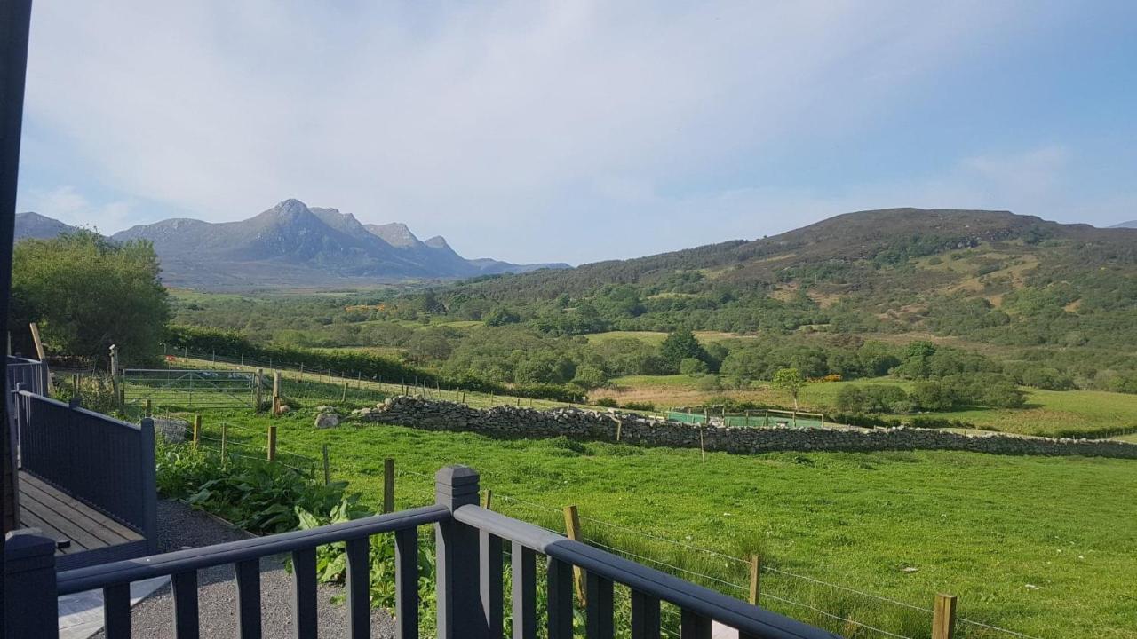 Ben Loyal Hotel Tongue Exterior photo