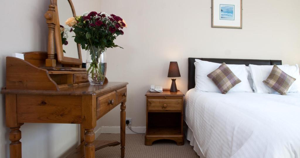 Ben Loyal Hotel Tongue Room photo